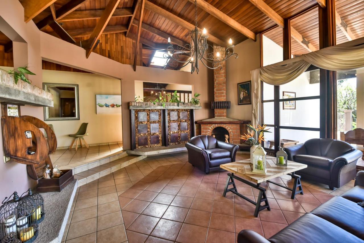 La Riviera Hotel San Antonio De Belen المظهر الخارجي الصورة